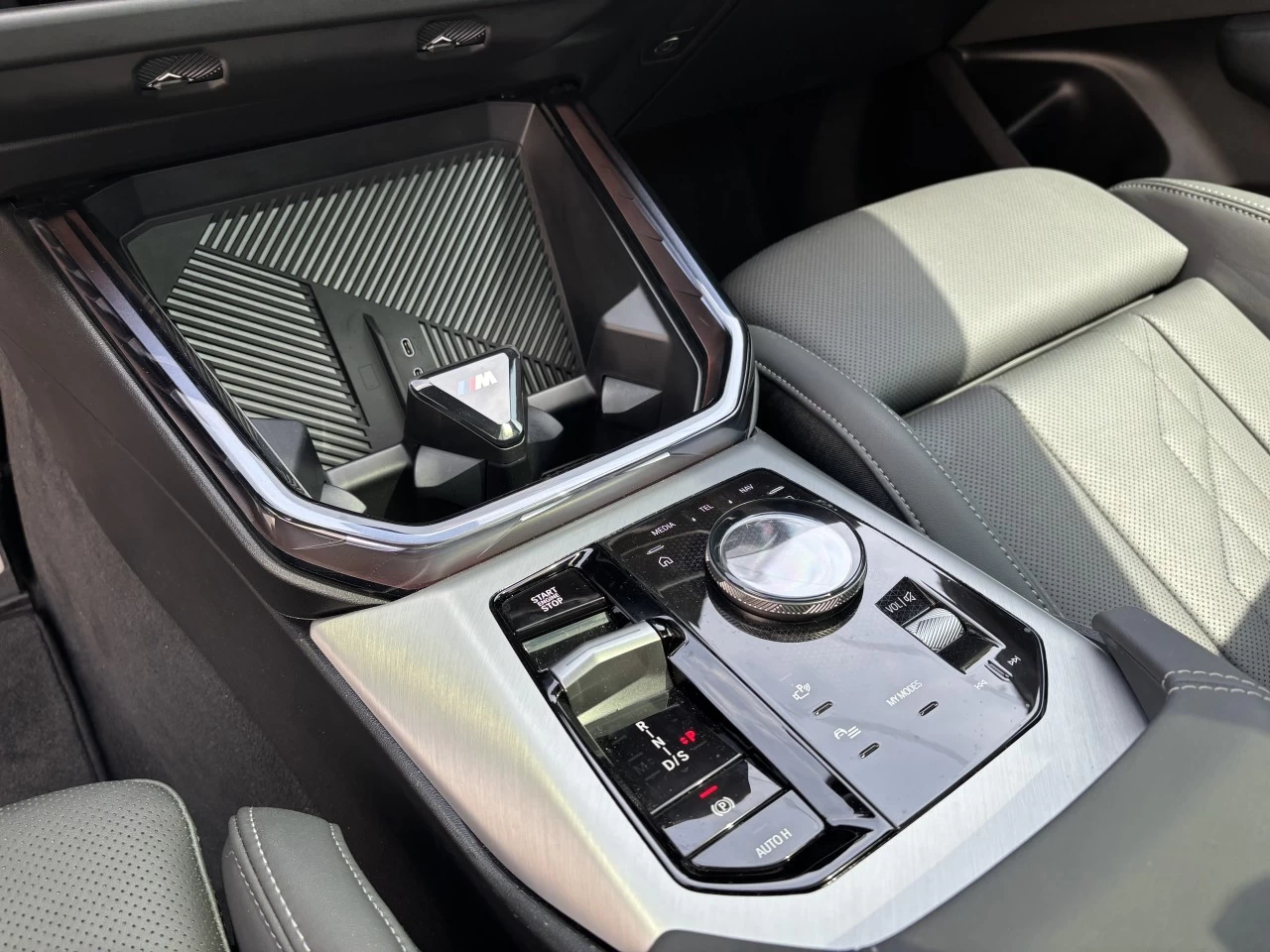 2025 BMW X3 30 xDrive Main Image