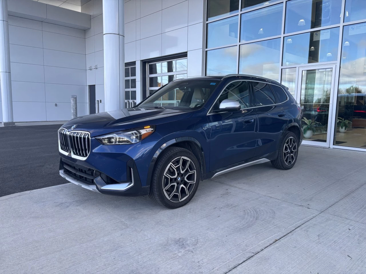 2024 BMW X1 xDrive28i https://www.bmwsteagathe.com/resize/b990ff35b810a3abc0cc817b2ca24889-1