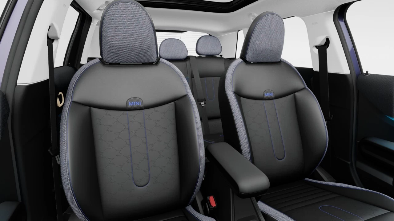 2026 MINI 5 Door Cooper C FWD Main Image