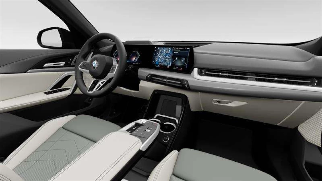 2026 BMW X1 xDrive28i M Sport Edition Image principale