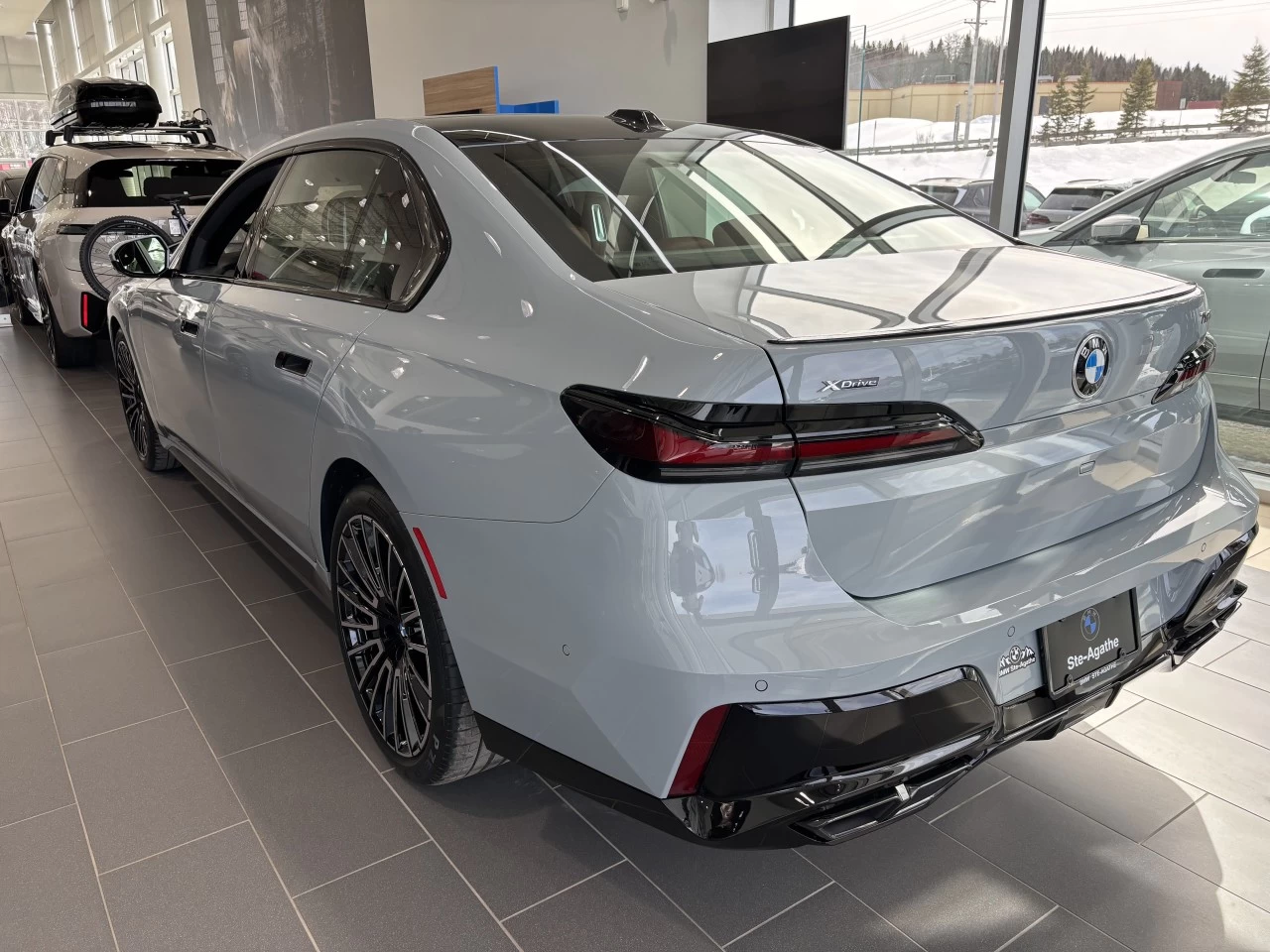 2026 BMW 760I xDrive Sedan Main Image
