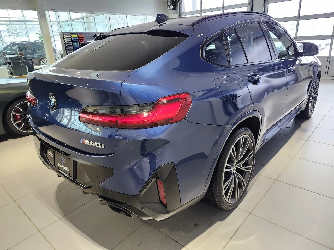 2023 BMW X4 M40i Main Image