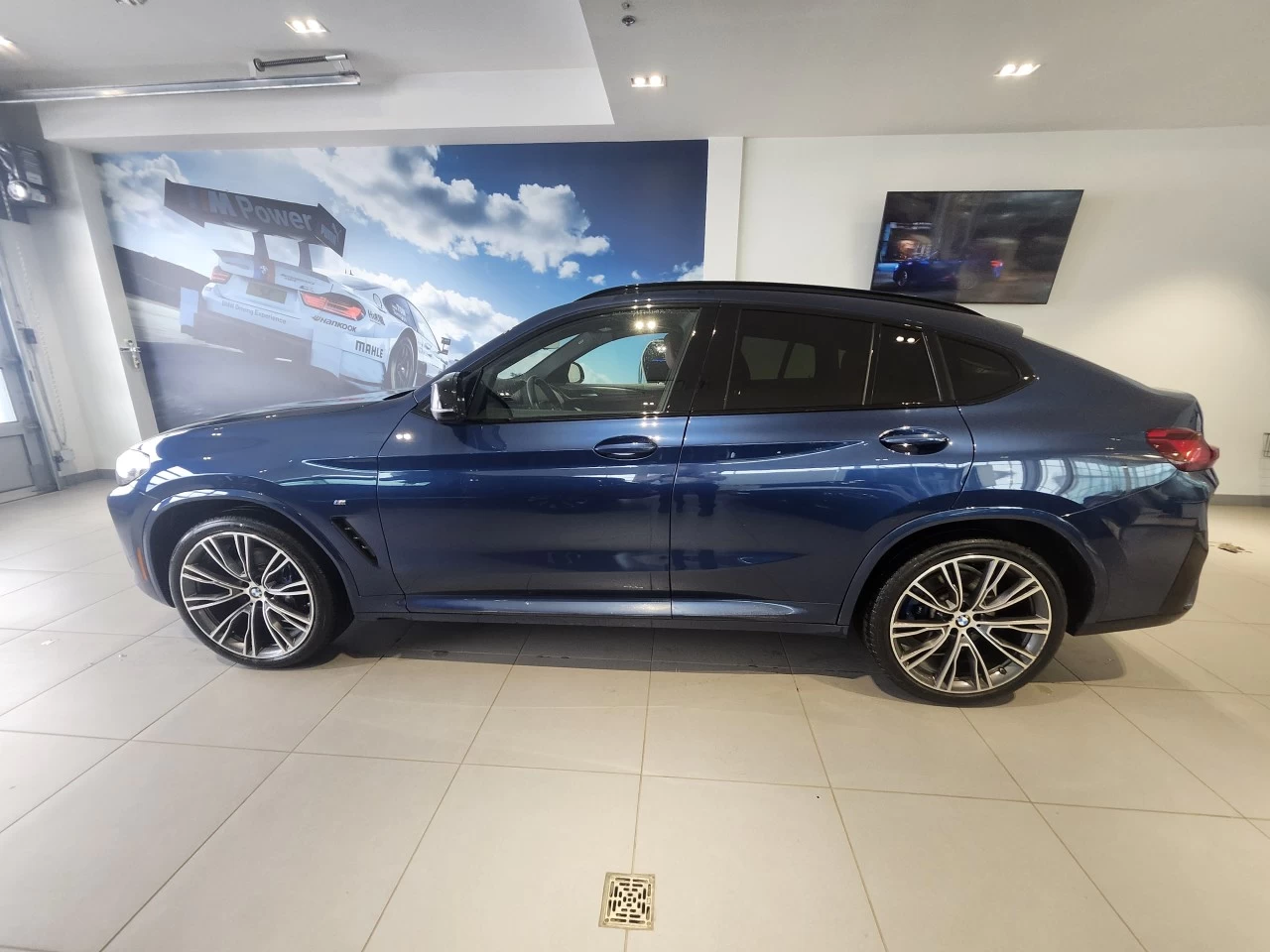 2023 BMW X4 M40i Main Image