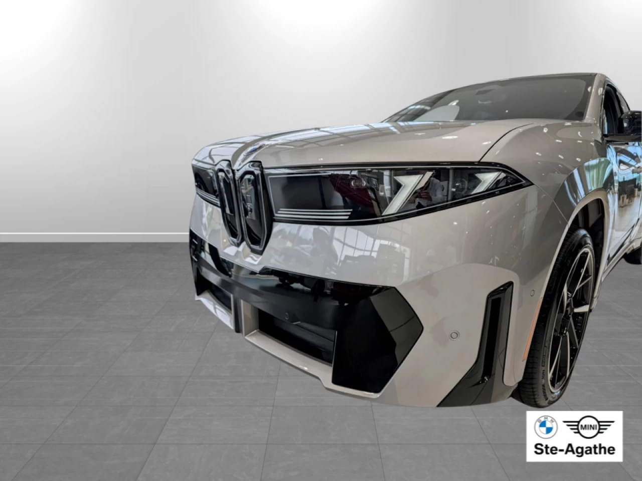2027 BMW iX3 50 xDrive Image principale