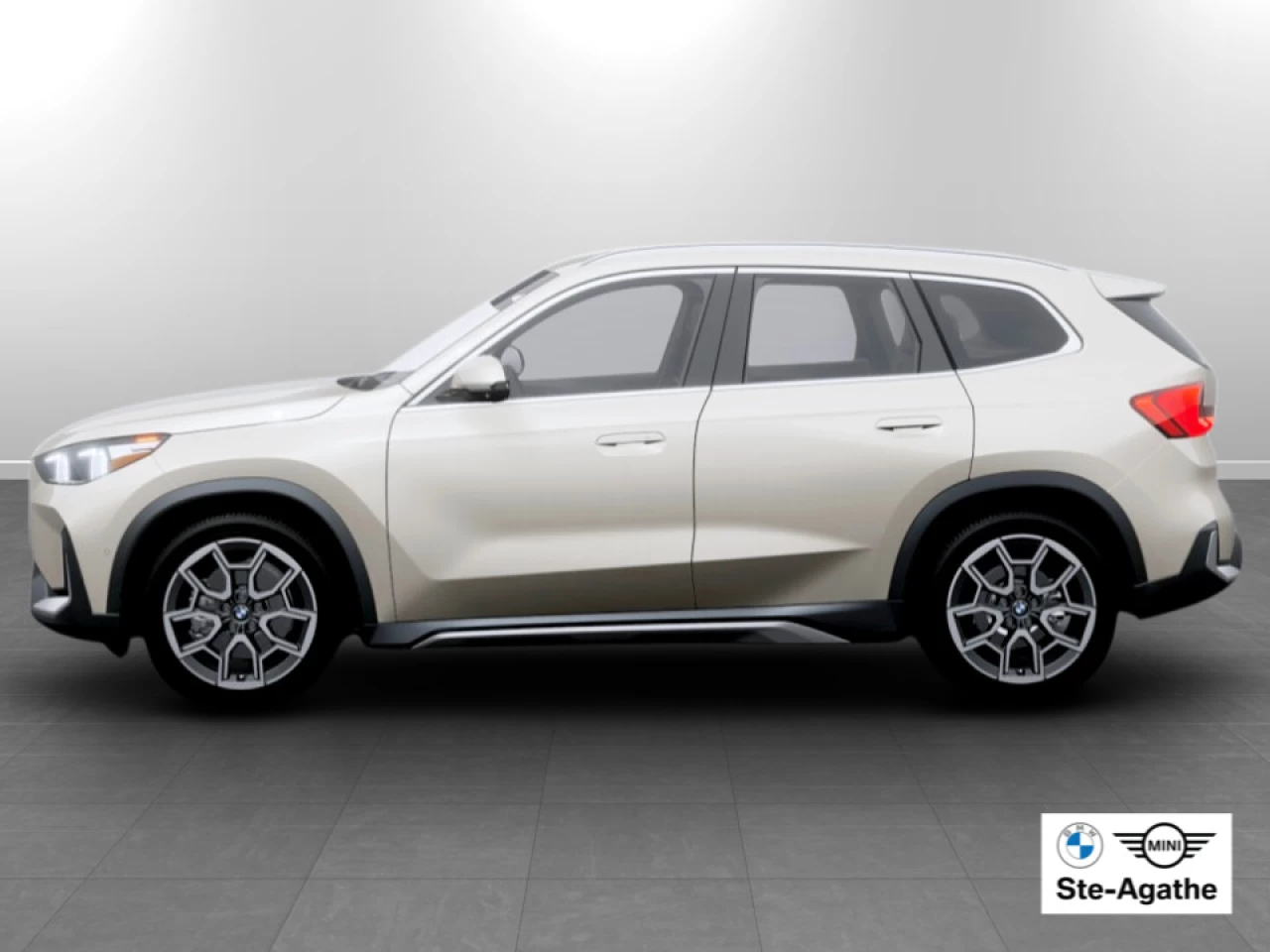 2027 BMW X1 xDrive28i Main Image