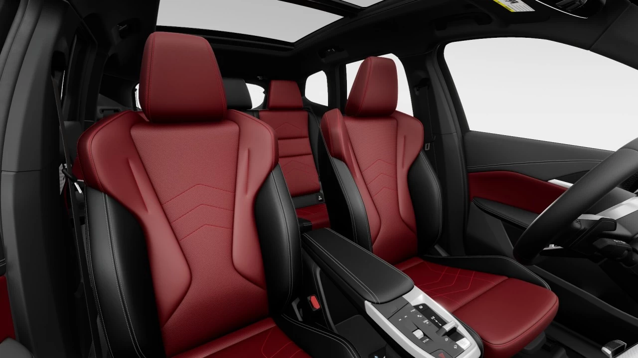 2025 BMW X1 xDrive28i M Sport Edition Image principale