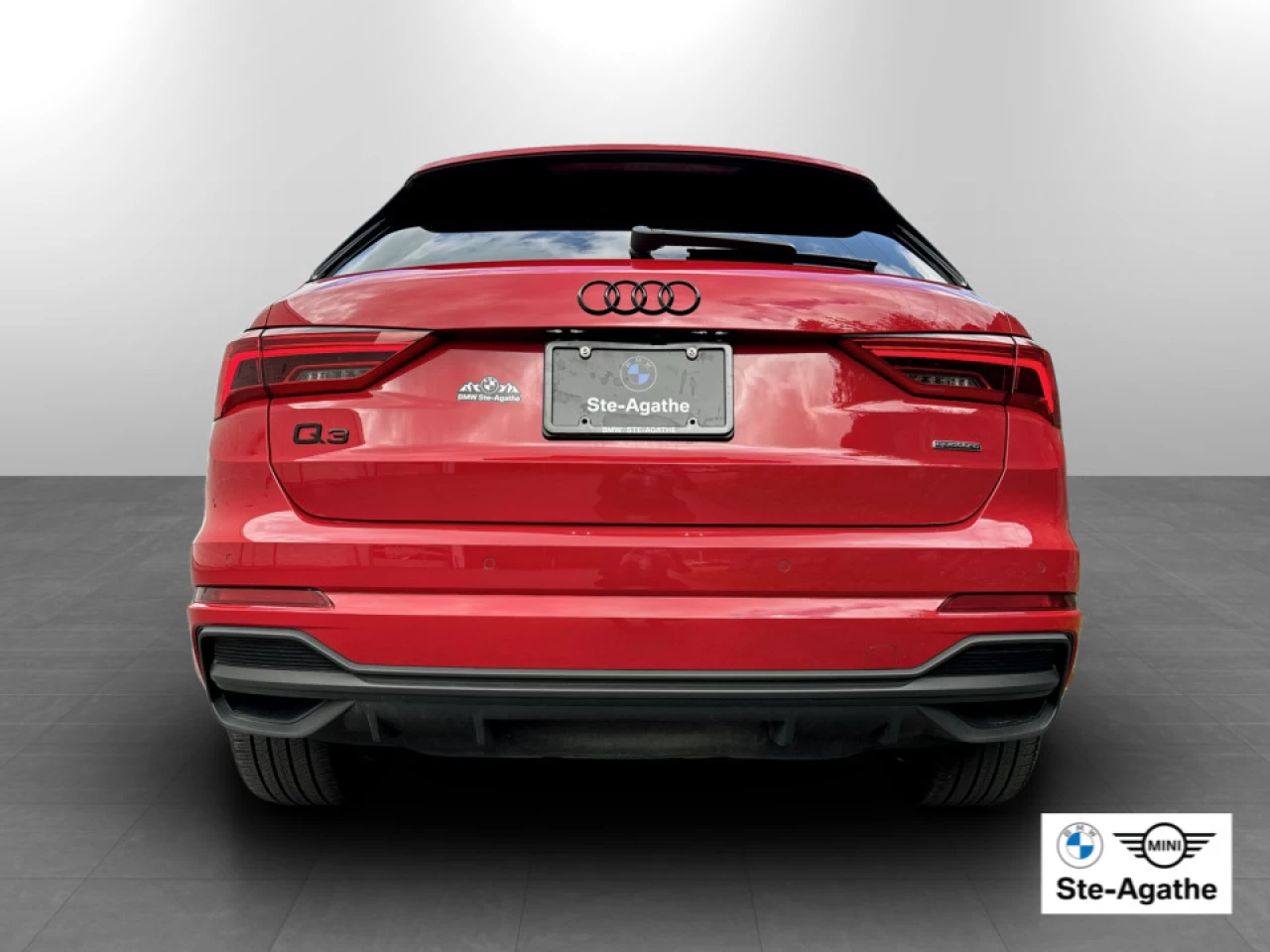 2023 Audi Q3 Progressiv Main Image