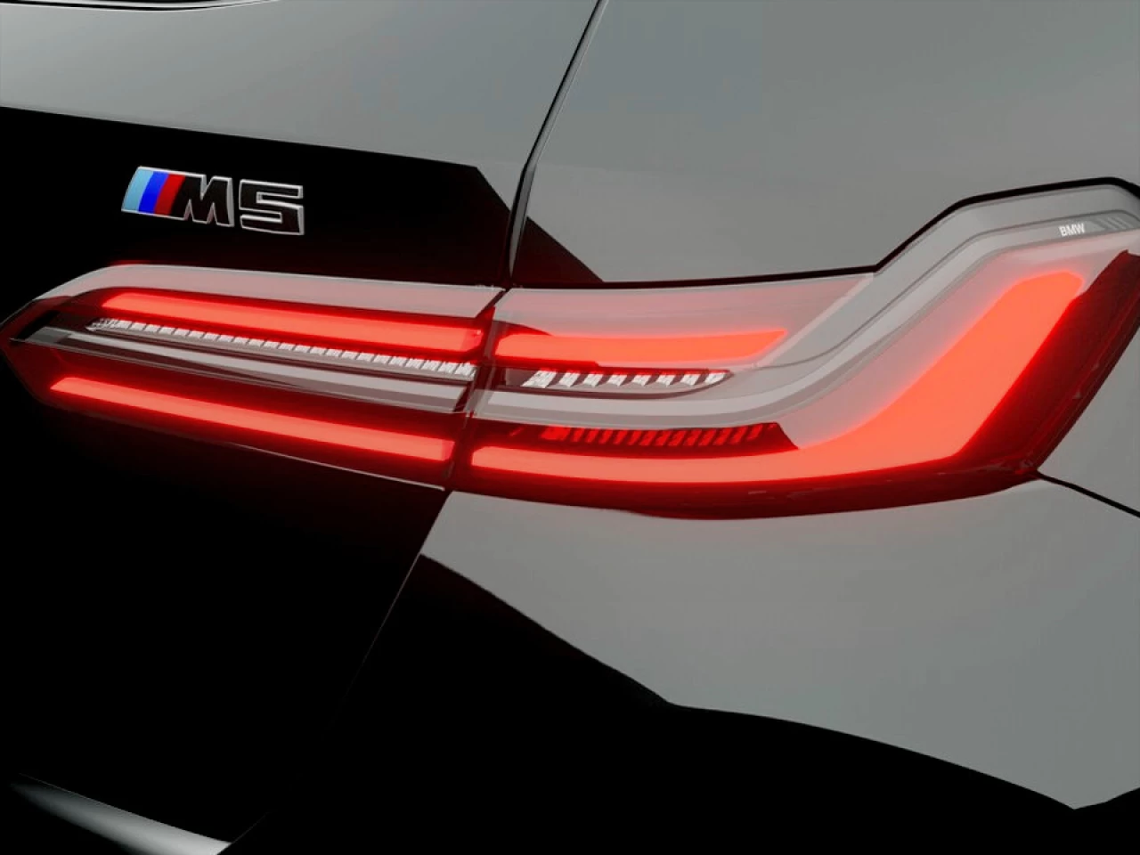 2027 BMW M5 Touring Main Image