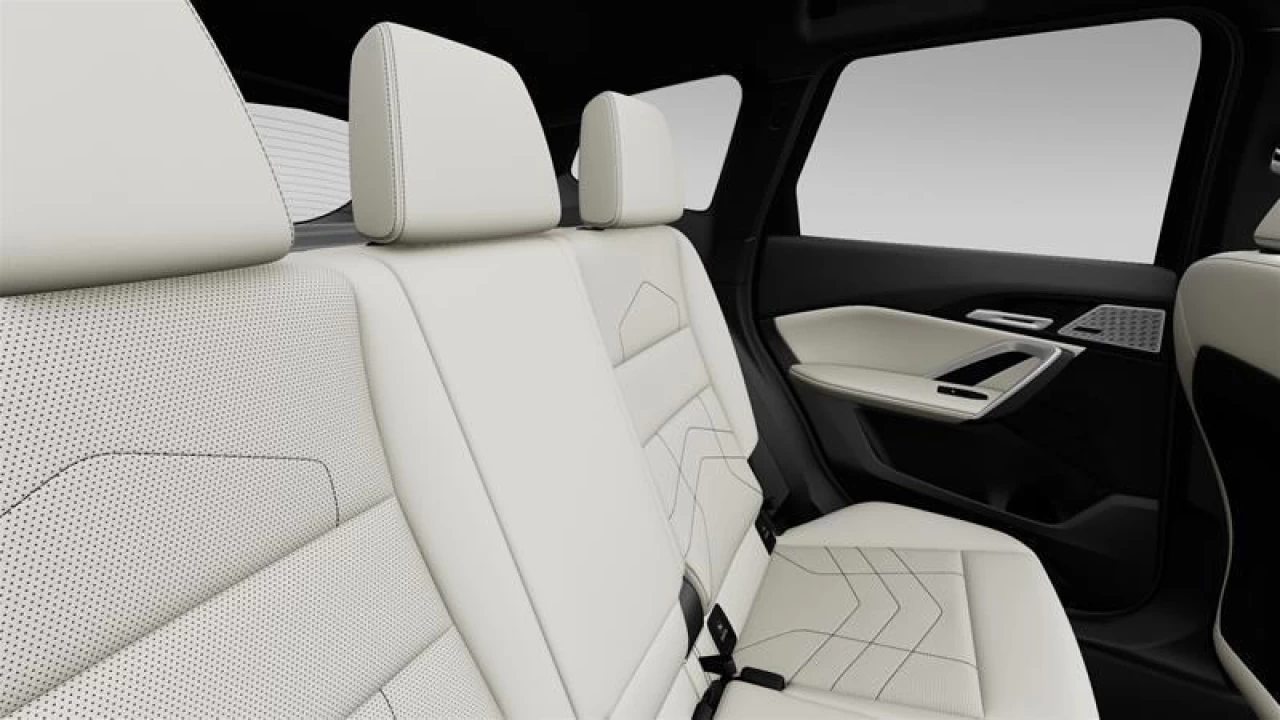 2026 BMW X1 xDrive28i Main Image