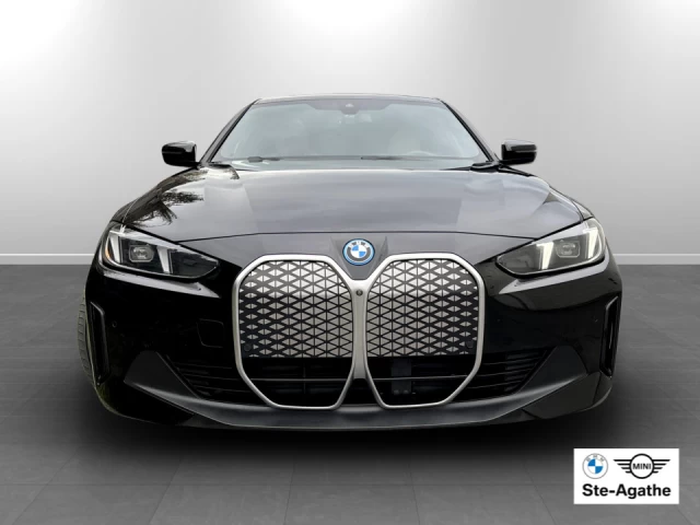 BMW i4 xDrive40 2025