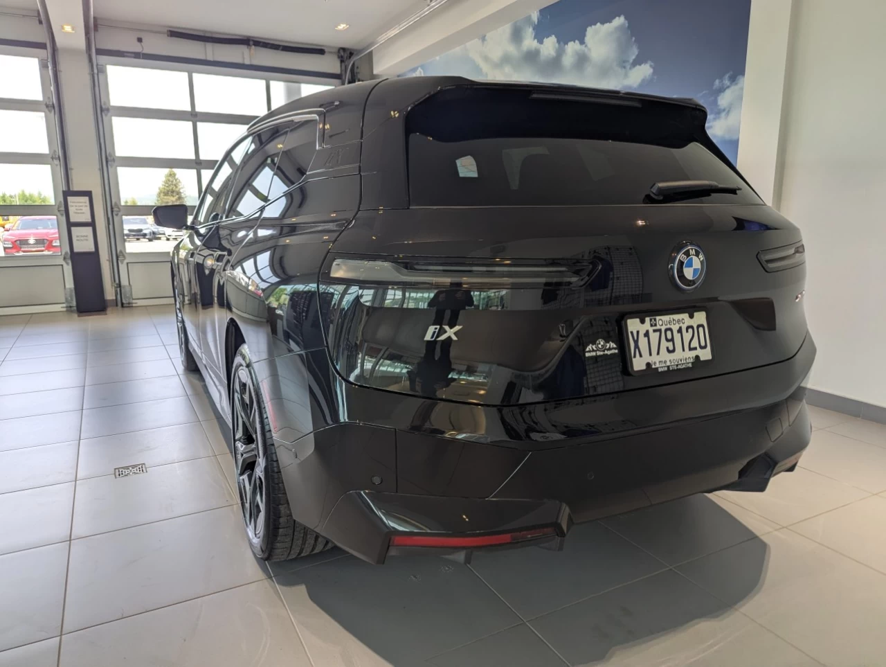2025 BMW iX xDrive40 Edition Image principale