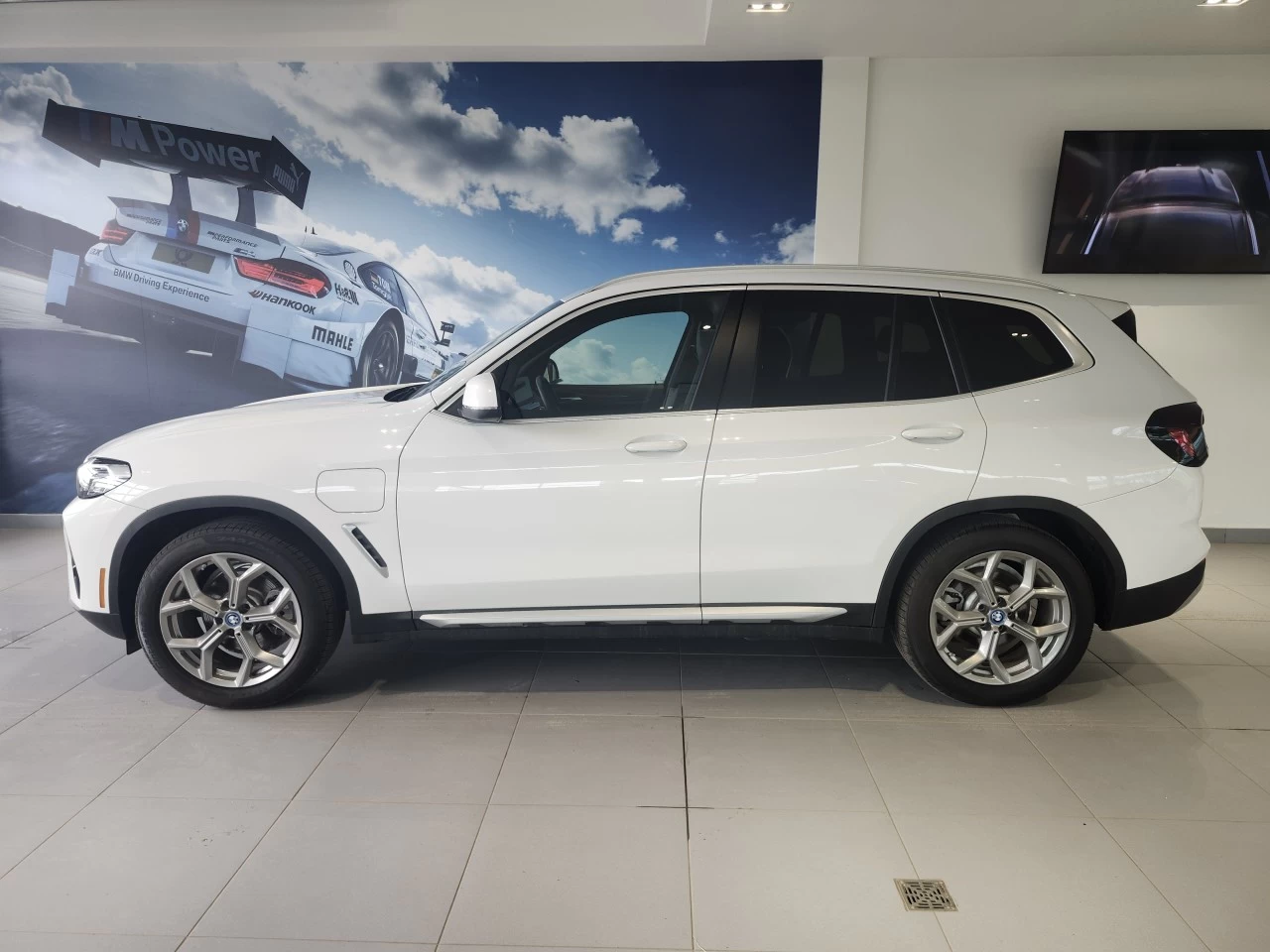 2023 BMW X3 X3 xDrive30e Main Image