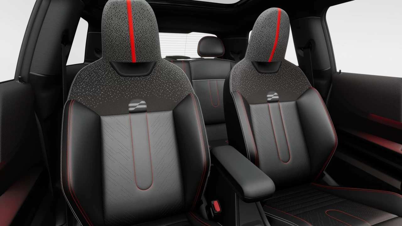 2026 MINI 3 Door John Cooper Works FWD Image principale