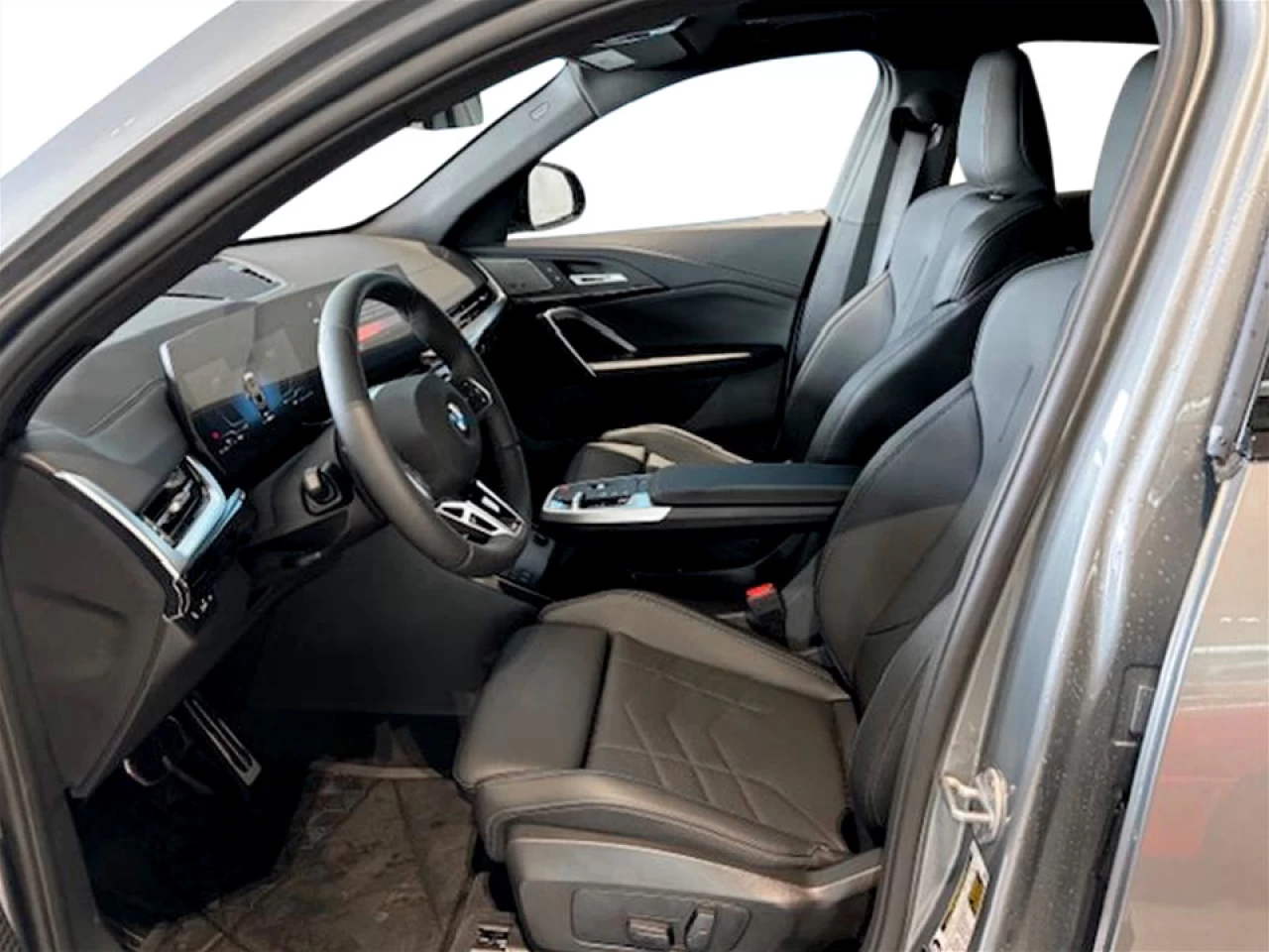 2026 BMW X2 xDrive28i Main Image