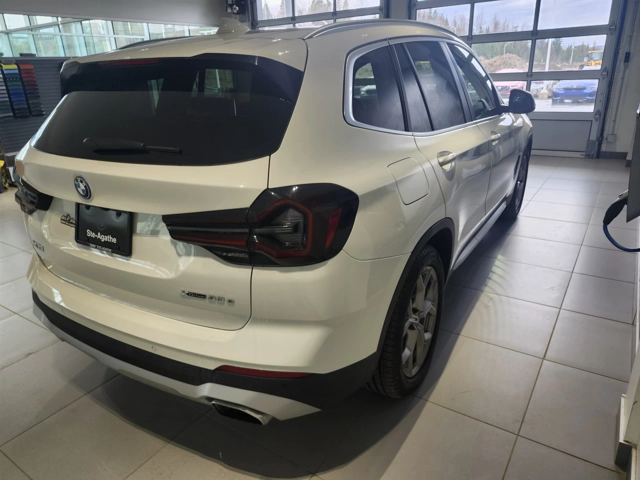 2023 BMW X3 X3 xDrive30e Main Image
