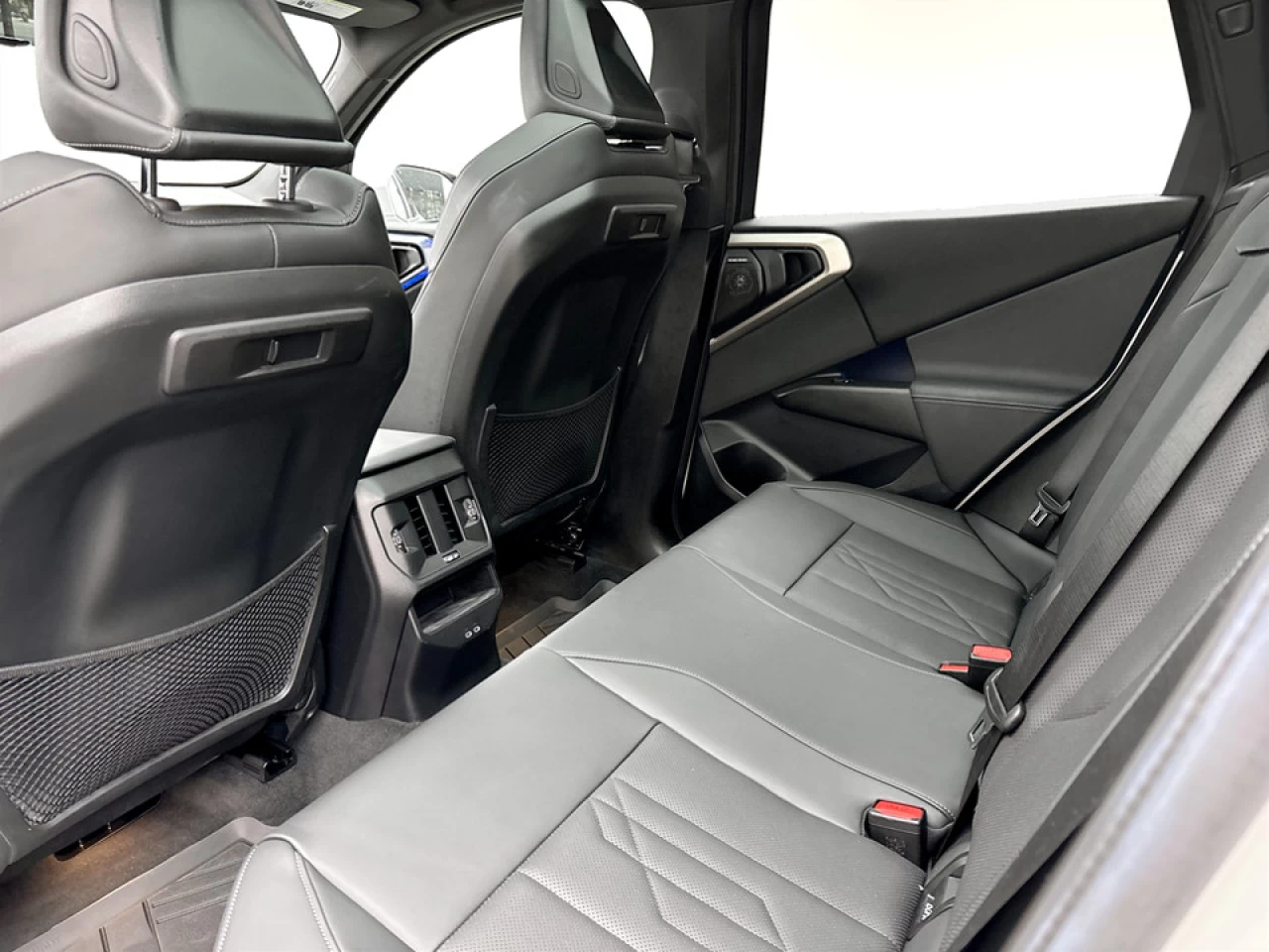 2025 BMW X3 30 xDrive Main Image