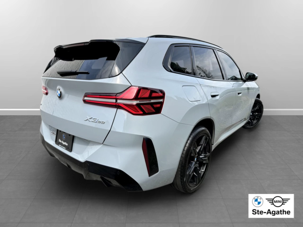 2025 BMW X3 30 xDrive Main Image
