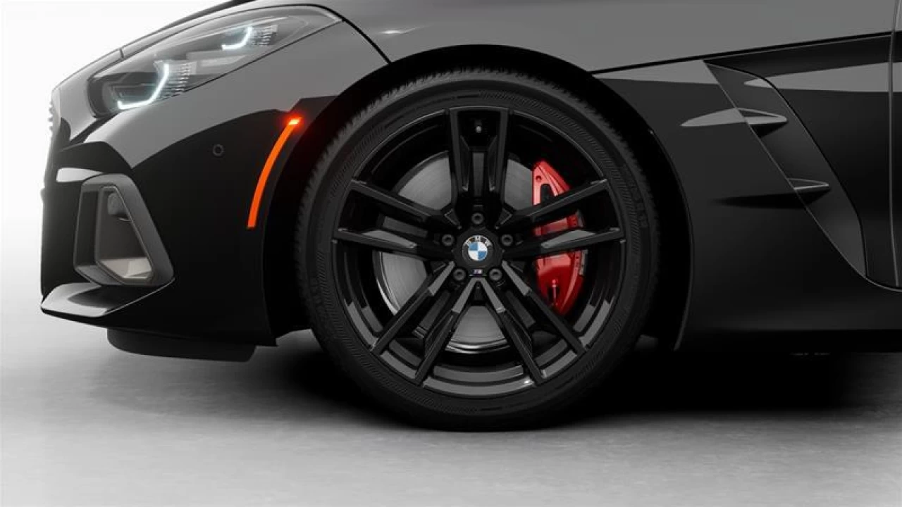 2026 BMW Z4 M40i Roadster Main Image