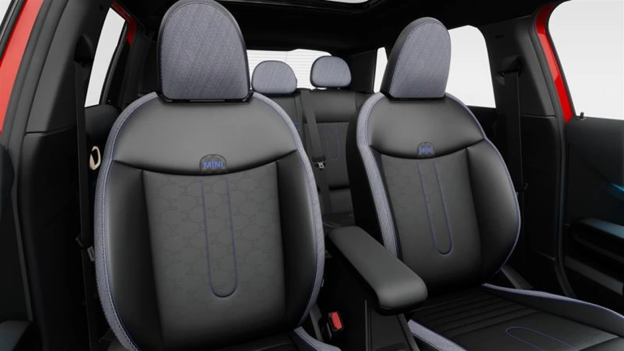 2026 MINI 5 Door Cooper S FWD Main Image