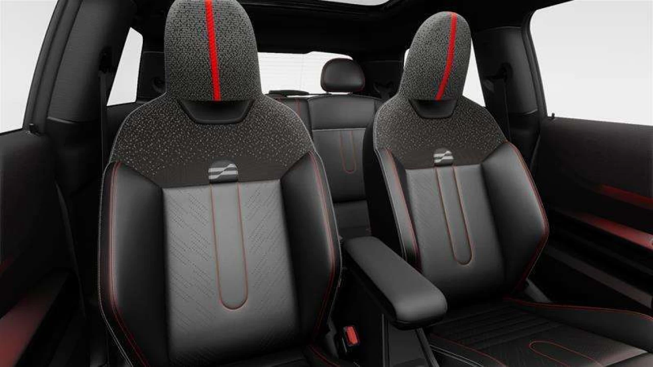 2026 MINI 3 Door John Cooper Works FWD Image principale
