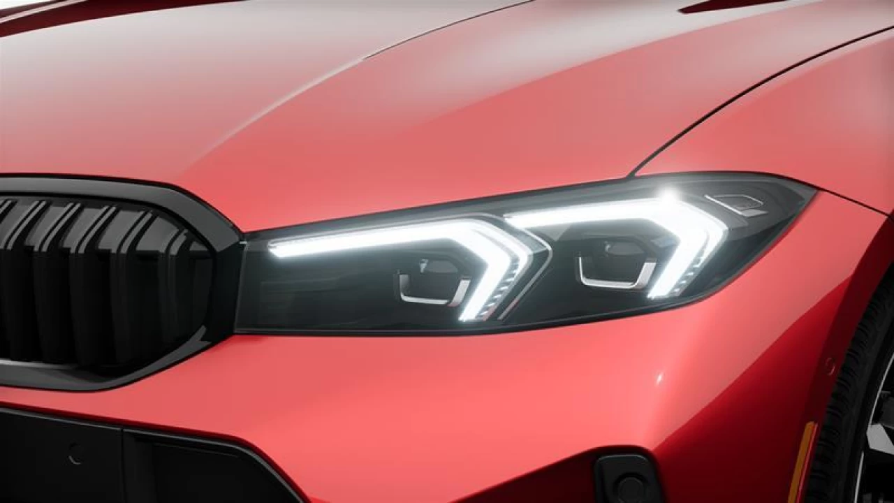 2025 BMW 330I xDrive Sedan Main Image