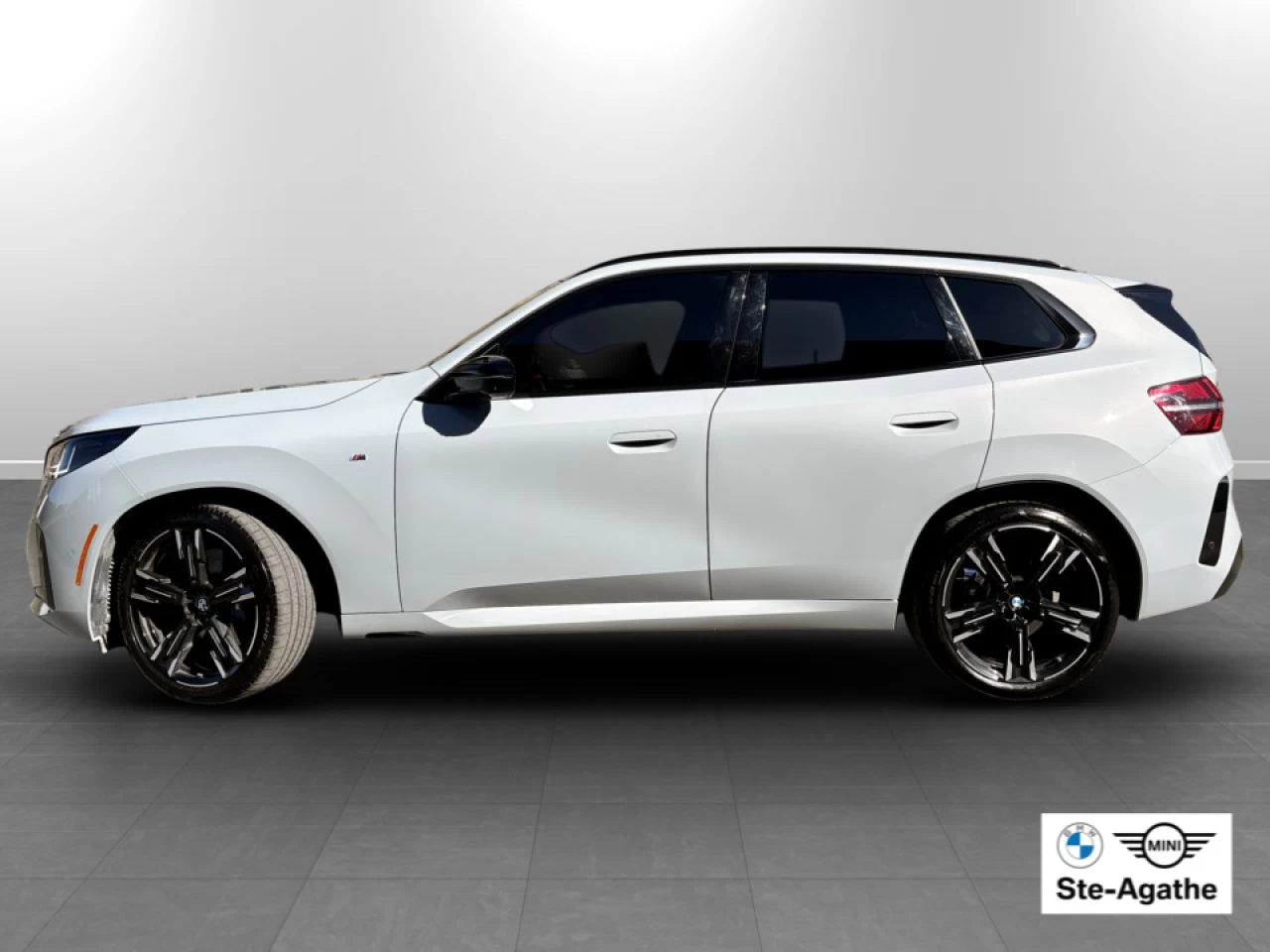 2025 BMW X3 M50 xDrive Main Image