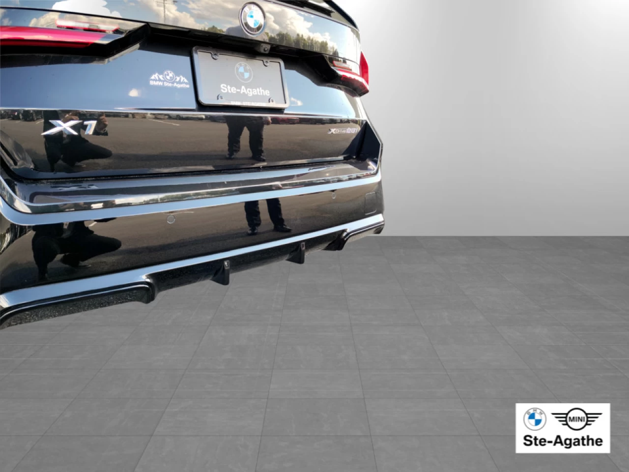 2026 BMW X1 xDrive28i Image principale