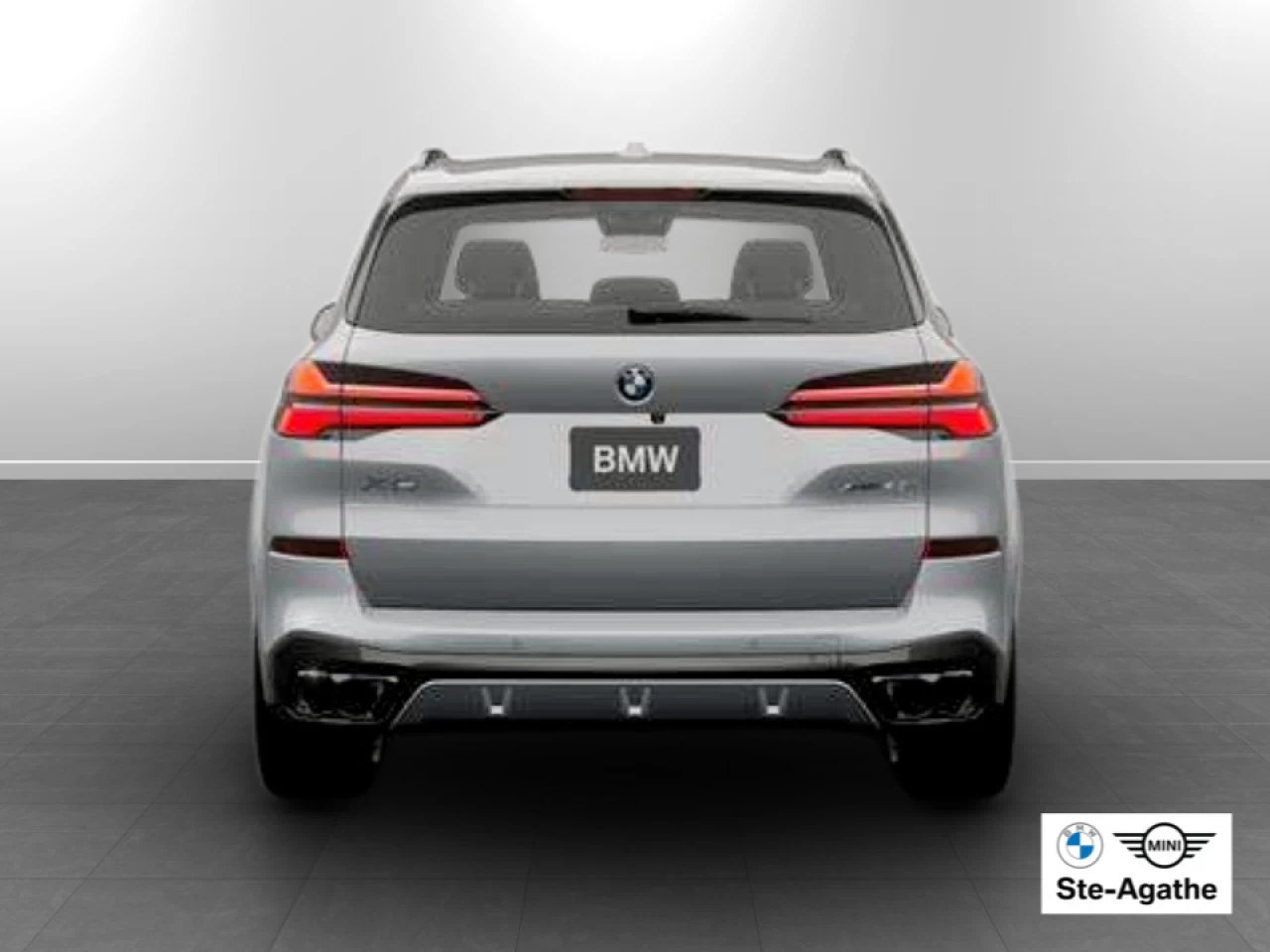 2026 BMW X5 xDrive40i Main Image