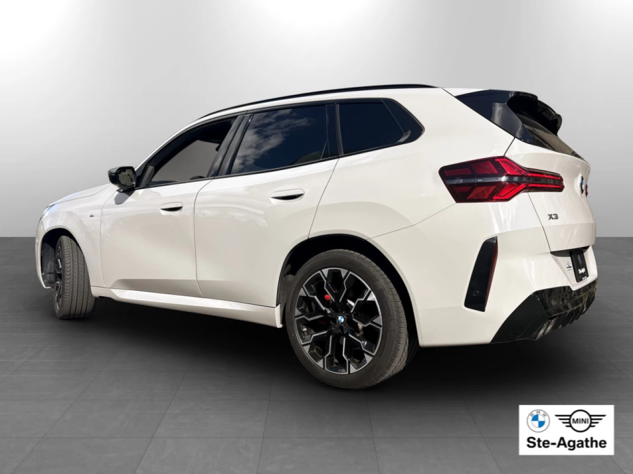 2026 BMW X3 M50 xDrive Main Image