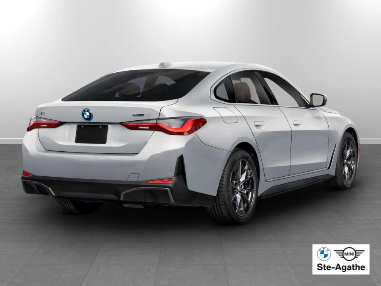 2026 BMW i4 xDrive40 Gran Coupe Main Image