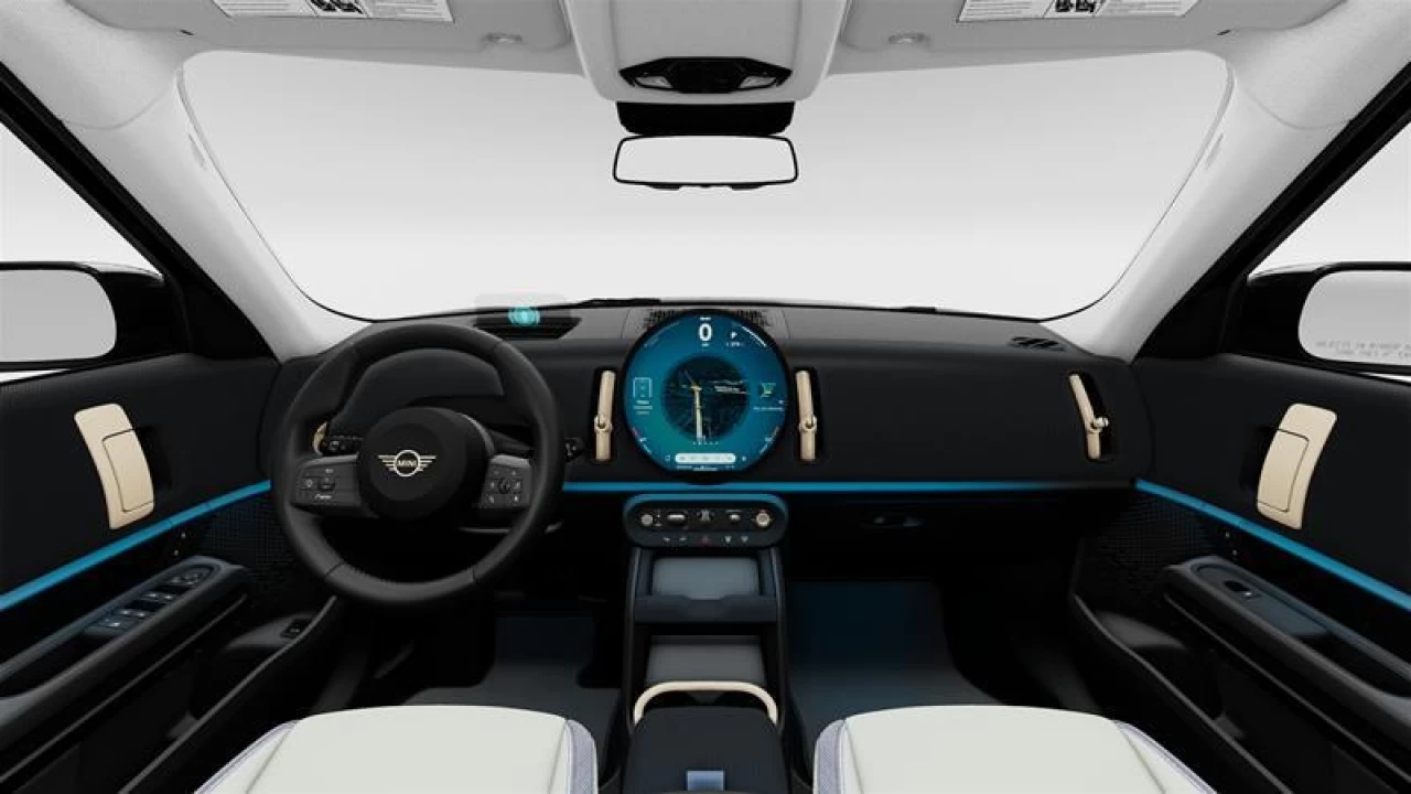 2025 MINI Countryman SE ALL4 Main Image