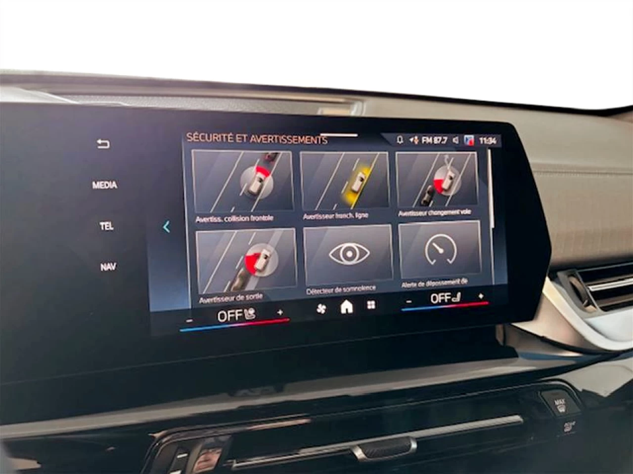 2026 BMW X2 xDrive28i Main Image