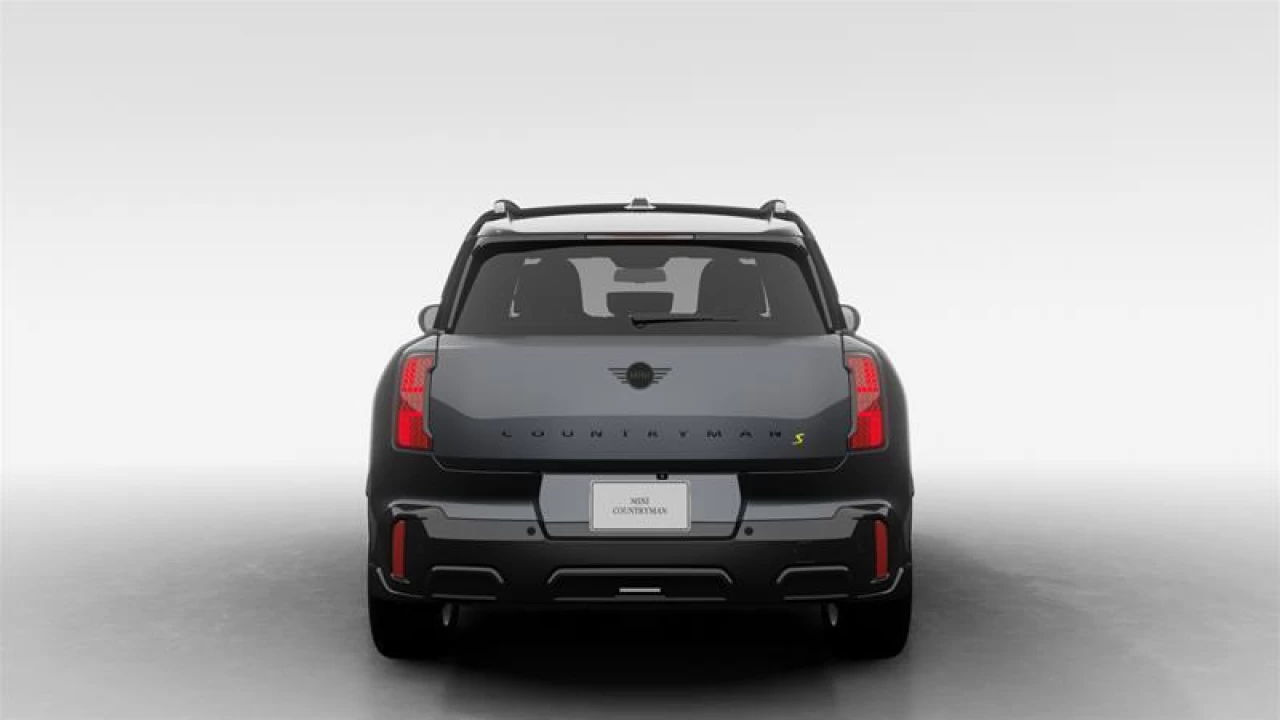2025 MINI Countryman SE ALL4 Main Image
