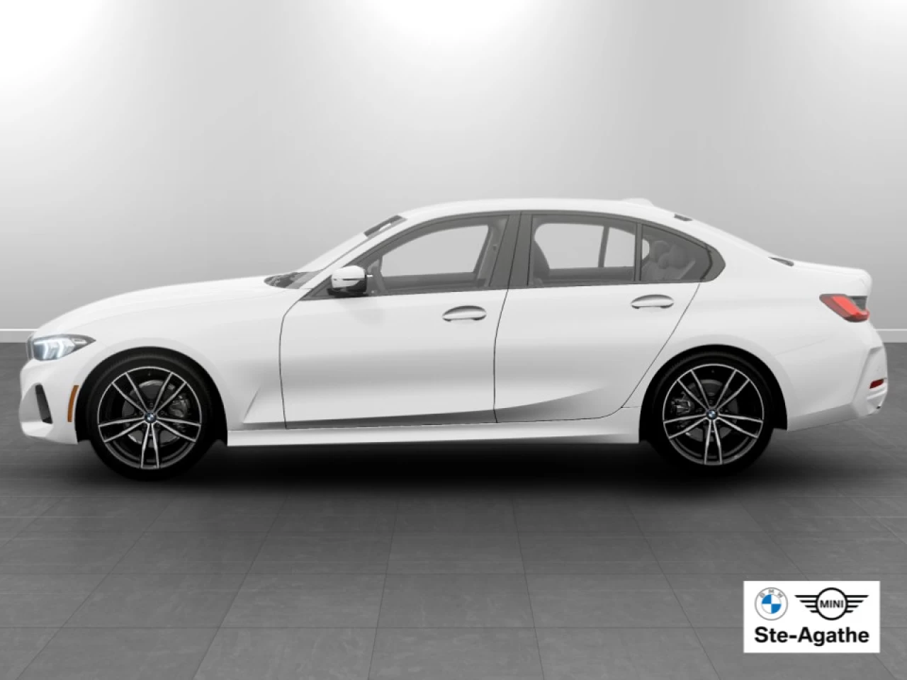 2026 BMW 3 Series xDrive Main Image