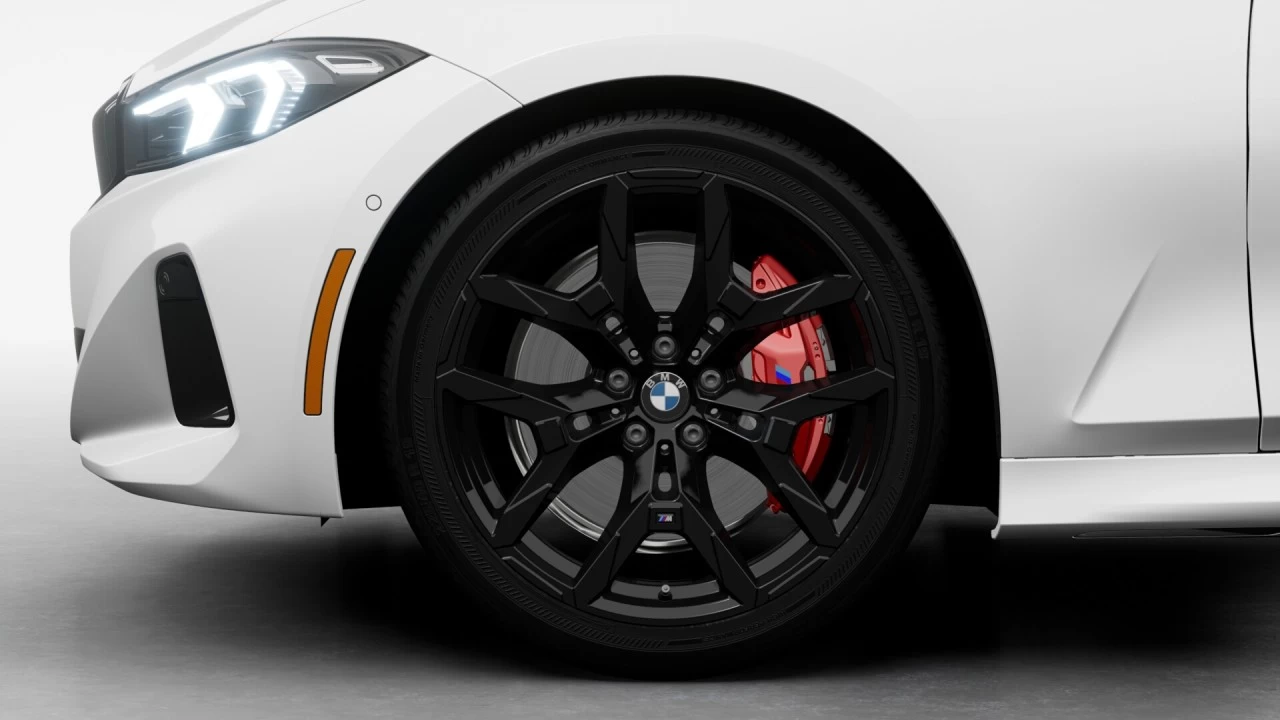 2026 BMW 330I xDrive M Sport Edition Image principale