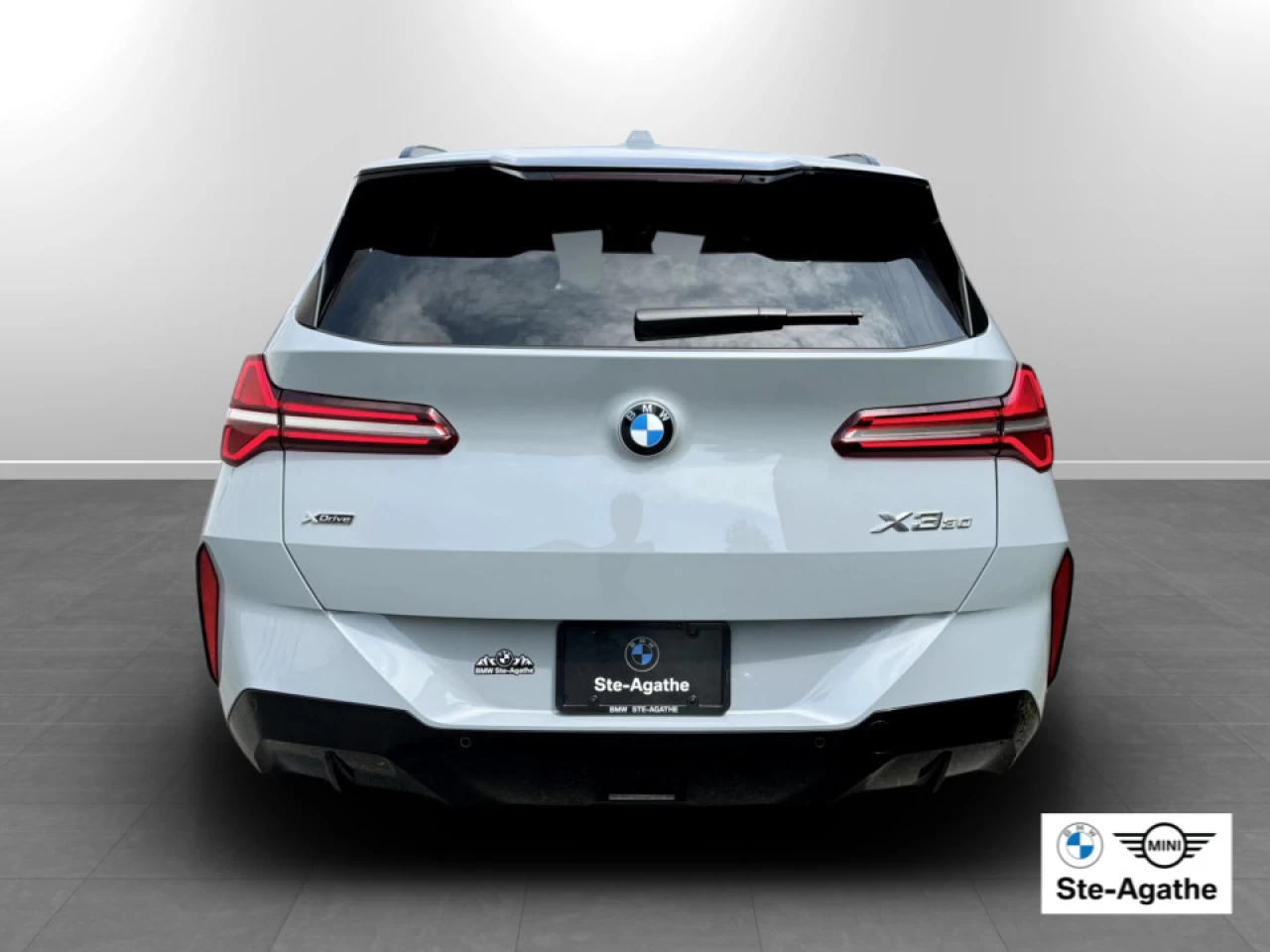2025 BMW X3 30 xDrive Main Image