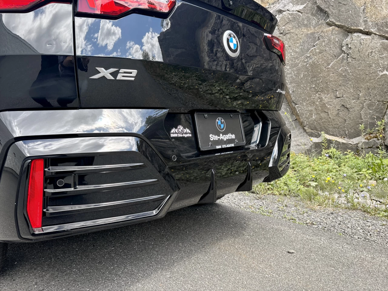 2025 BMW X2 xDrive28i Main Image
