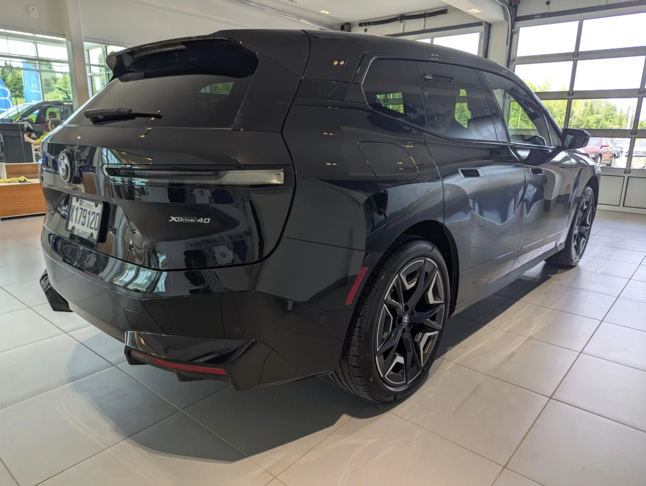 2025 BMW iX xDrive40 Edition Image principale