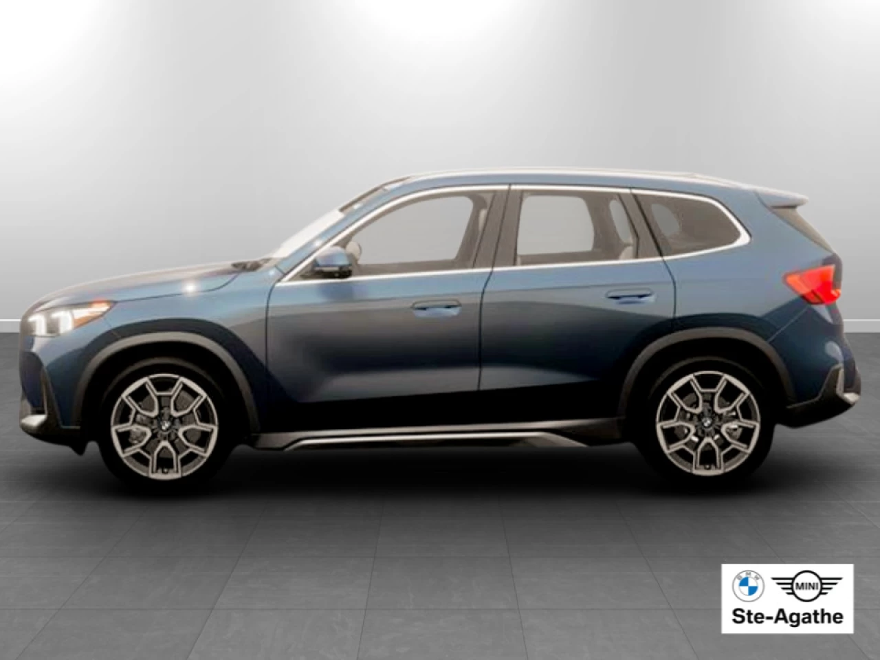 2027 BMW X1 xDrive28i Main Image