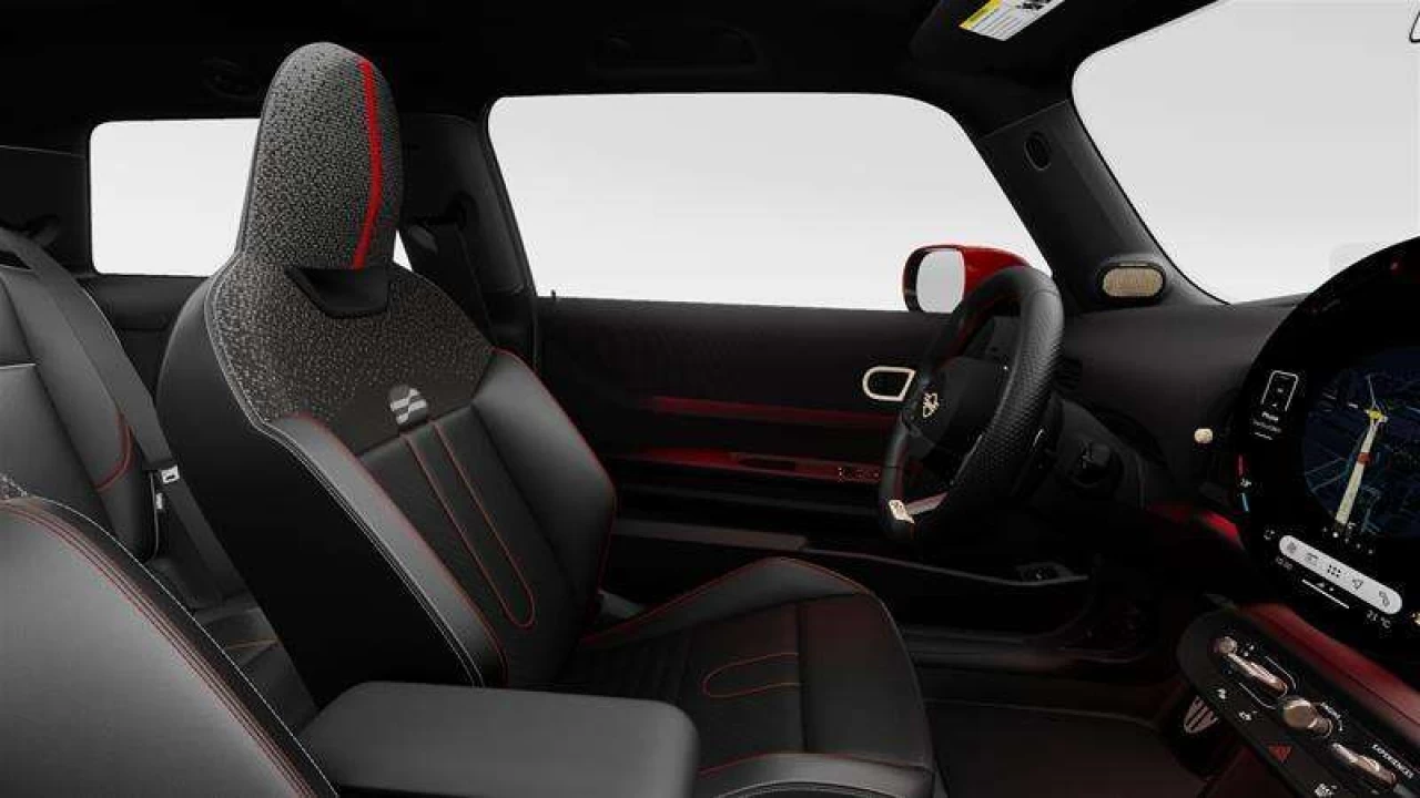 2026 MINI 3 Door John Cooper Works FWD Image principale
