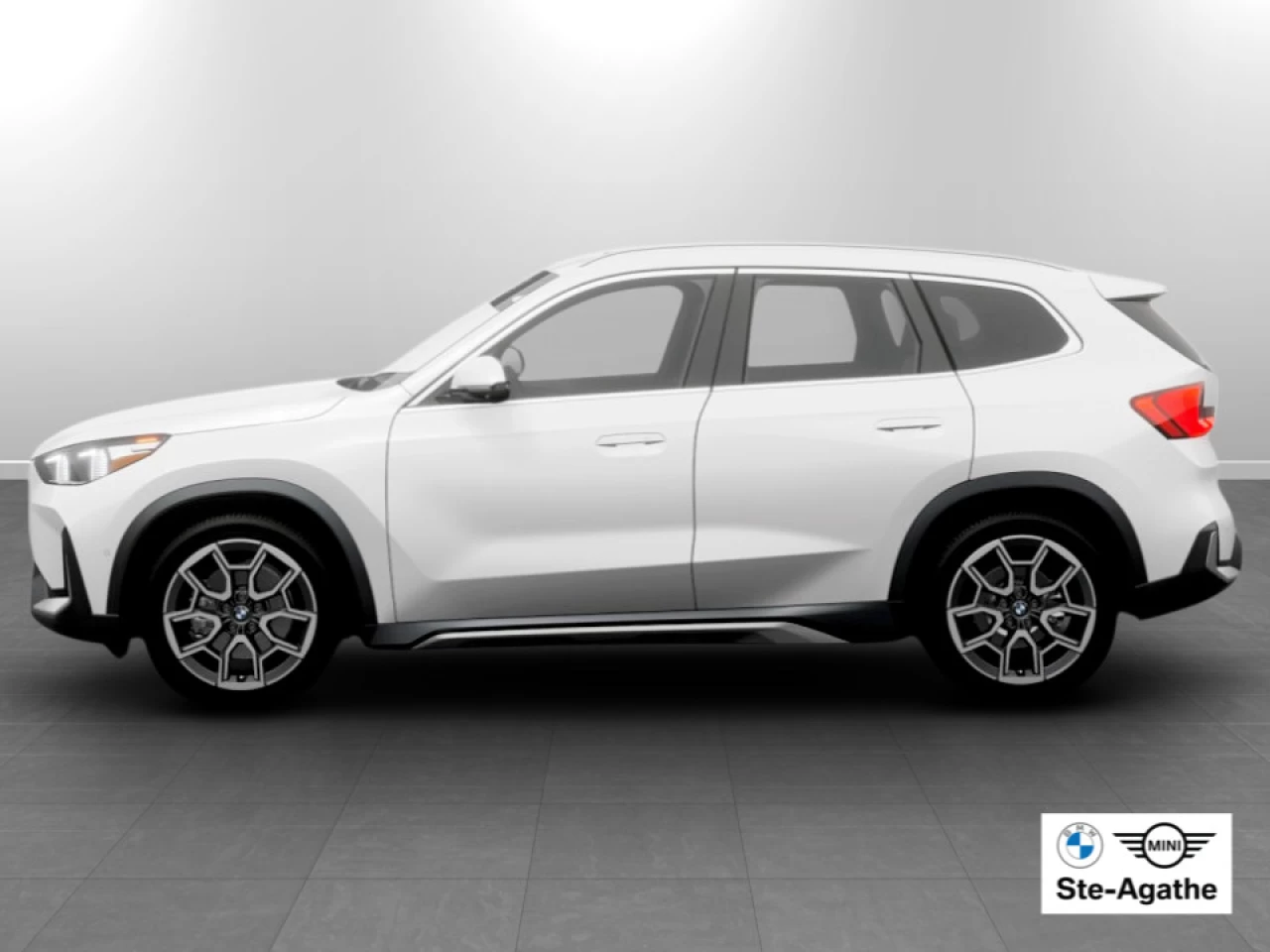 2027 BMW X1 xDrive28i Image principale