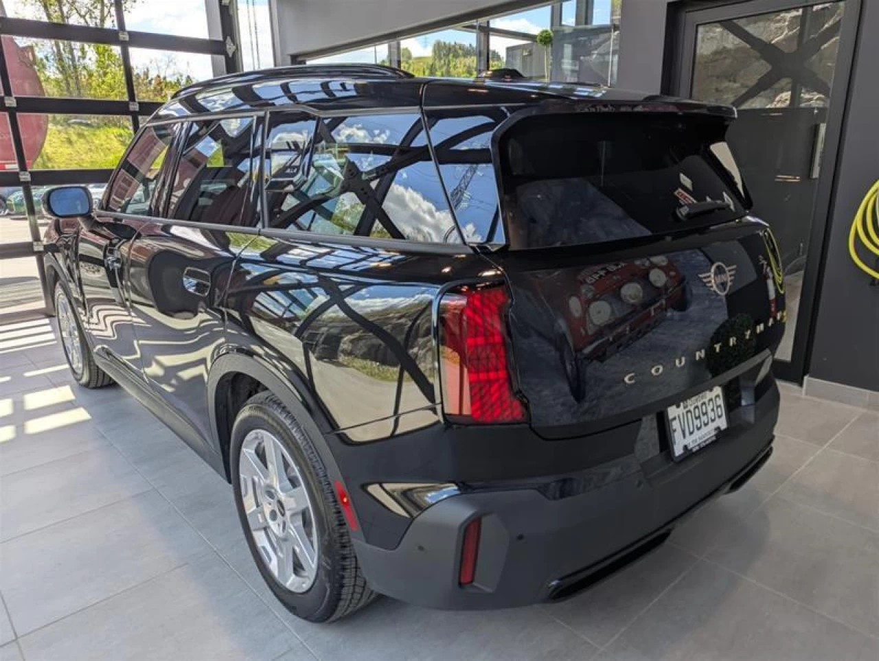 2025 MINI Countryman SE ALL4 Main Image