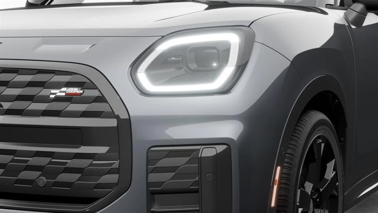 2025 MINI Countryman SE ALL4 Main Image