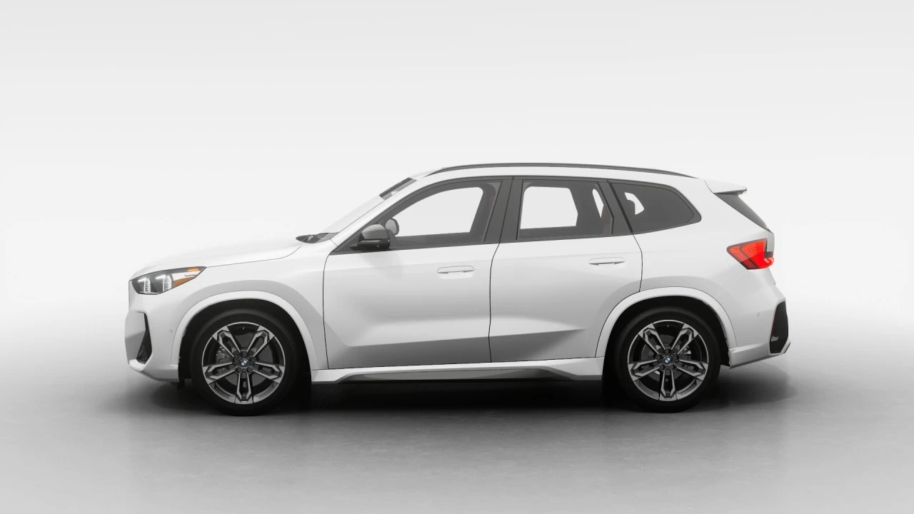 2025 BMW X1 xDrive28i M Sport Edition Image principale