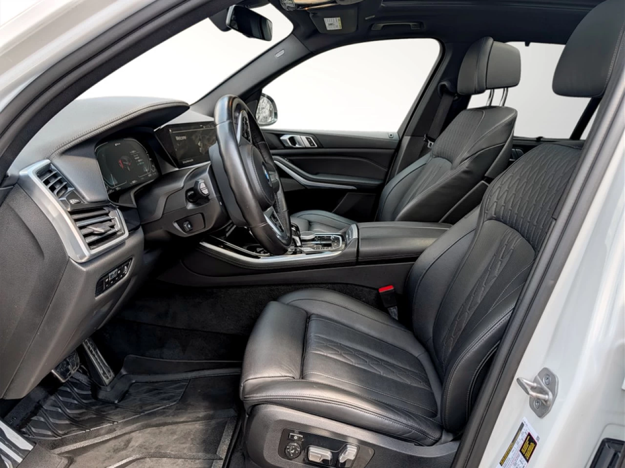 2023 BMW X5 X5 xDrive45e Main Image