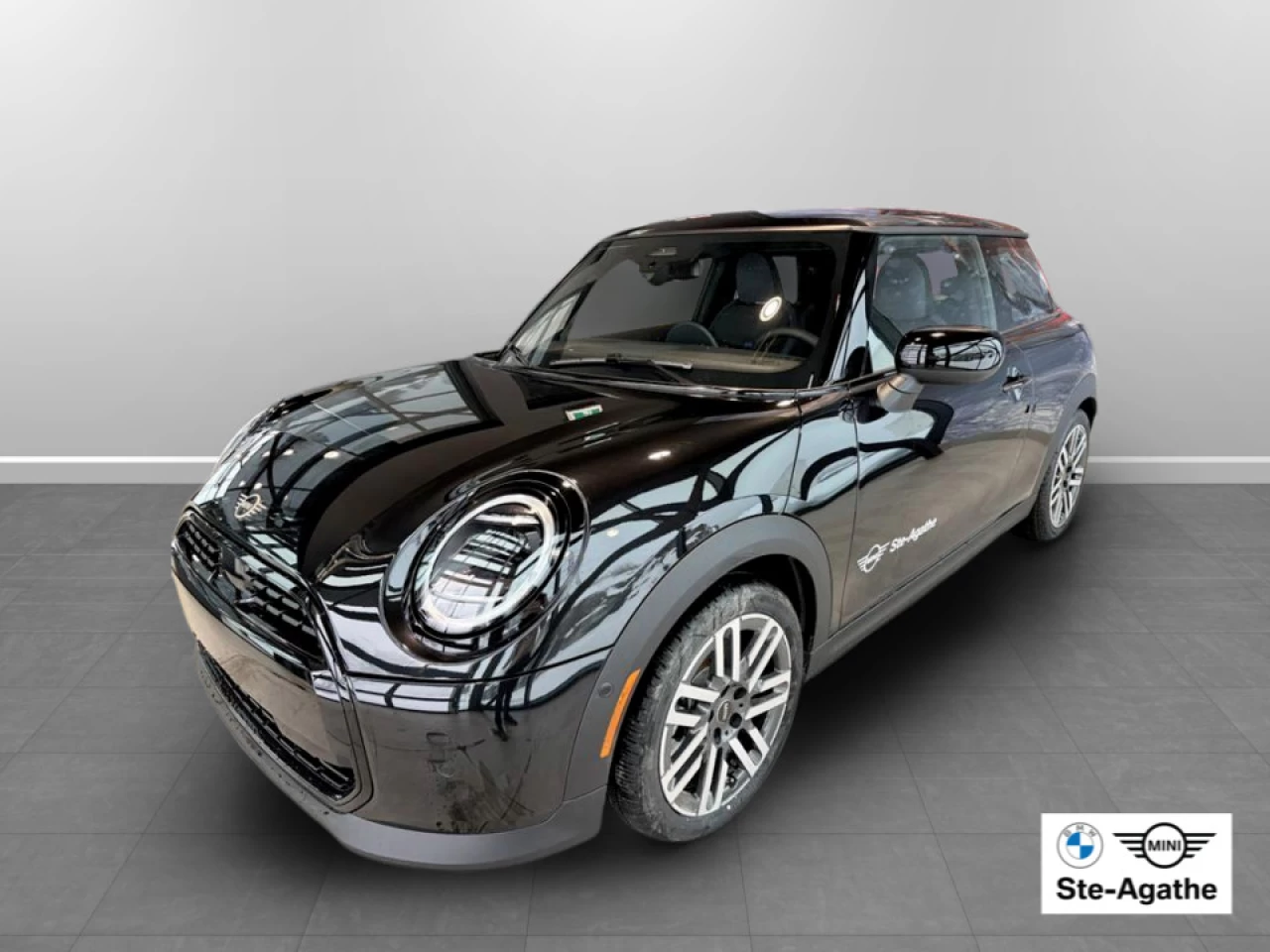 2026 MINI 3 Door Cooper C Main Image
