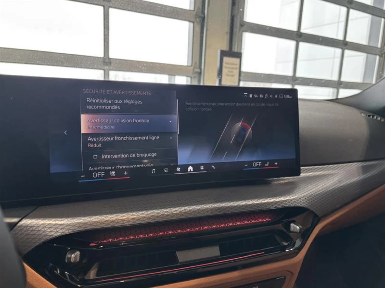 2026 BMW 330I xDrive Sedan Image principale