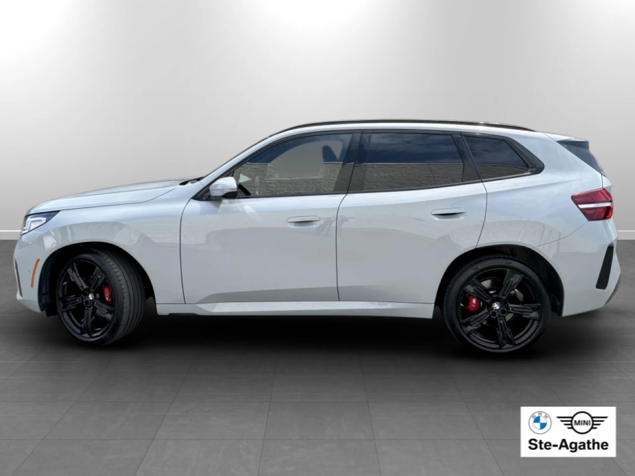 2025 BMW X3 30 xDrive Main Image