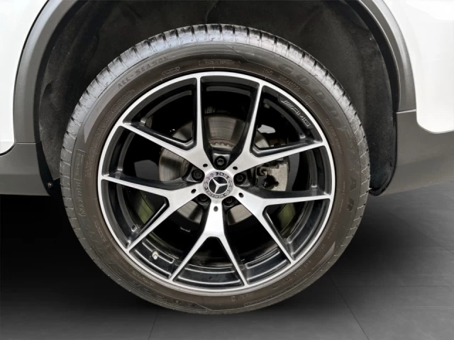 Mercedes-Benz GLC GLC 300 2023