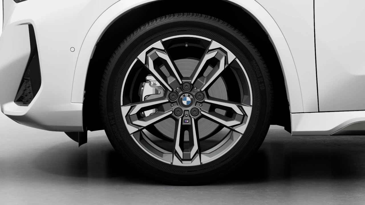 2025 BMW X1 xDrive28i M Sport Edition Image principale
